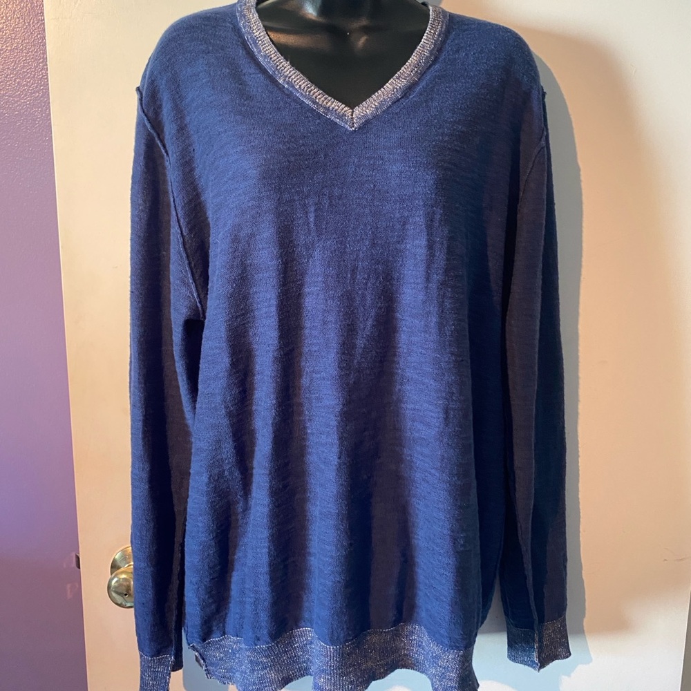 Forte Cashmere Navy V-Neck Linen Blend Sweater.  Size Large
